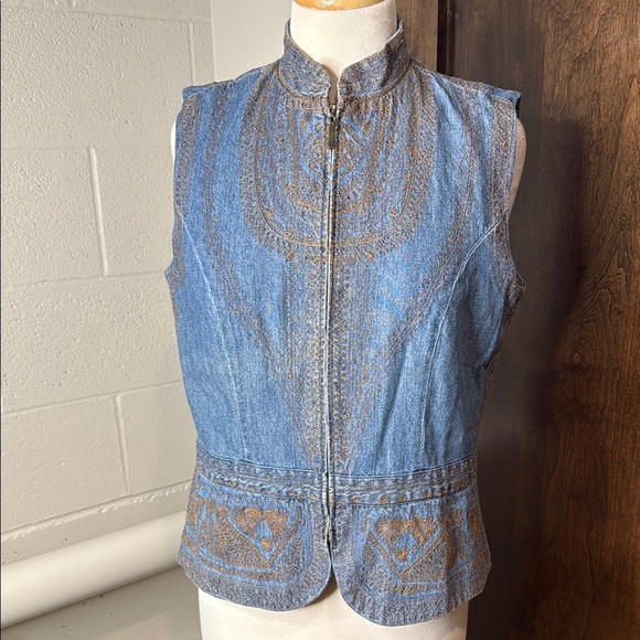 Coldwater Creek Blue Denim Vest with Brown embroidered Accents Size S cotton - Picture 1 of 8